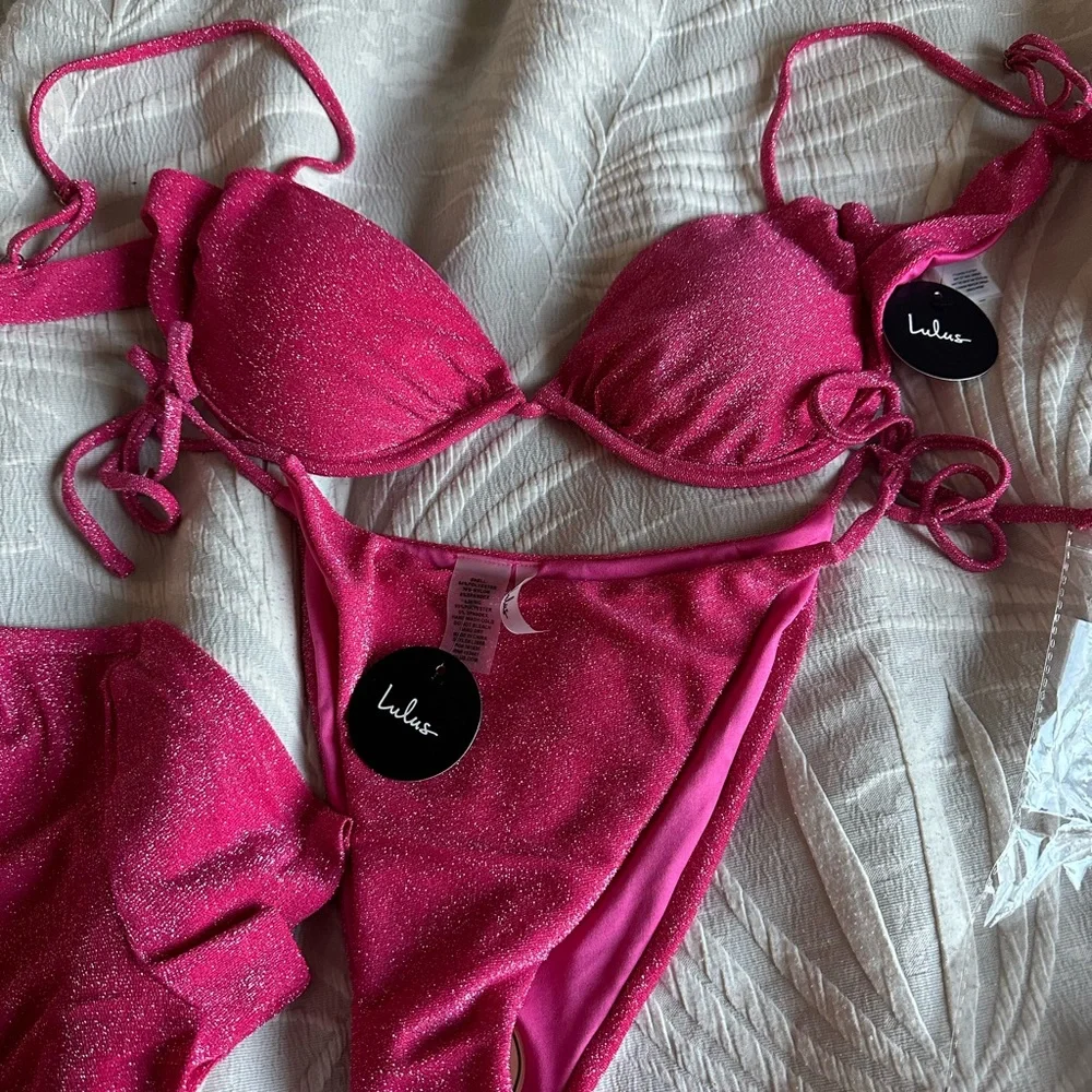 Sparkly bikini set with matching crop top.  Size Large from Lulu’s NWT - Picture 3 of 7